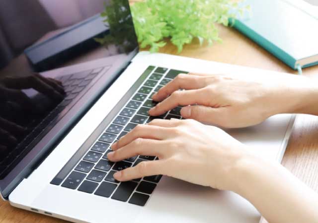 コーポレートサイトでの活用事例