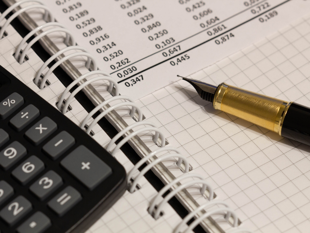 ホームページのリニューアル費用の内訳